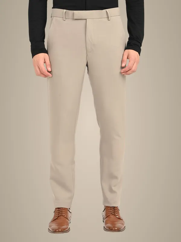 Cream_Premium_Lycra_Blend_Solid_Casual_Trousers_For_Men