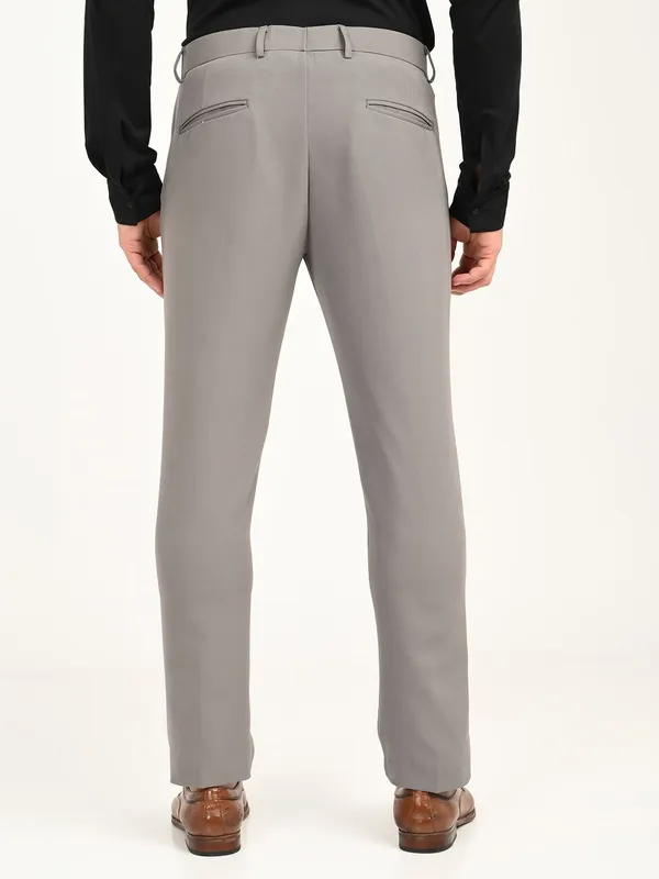 Grey_Premium_Lycra_Blend_Solid_Casual_Trousers_For_Men
