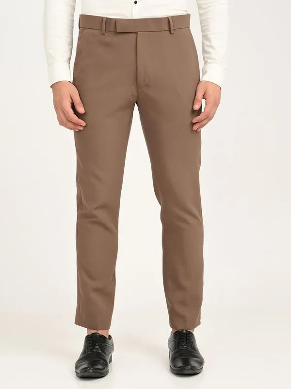 Khaki_Premium_Lycra_Blend_Solid_Casual_Trousers_For_Men