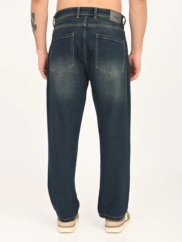 Straight_Fit_Jeans_For_Men