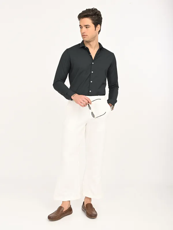 Premium_Cotton_Blend_Solid__Shirt_For_Men