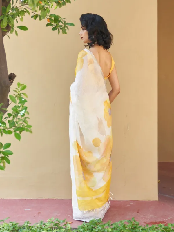 White_And_Yellow_Elegant_Design_Linen_Saree_For_Women