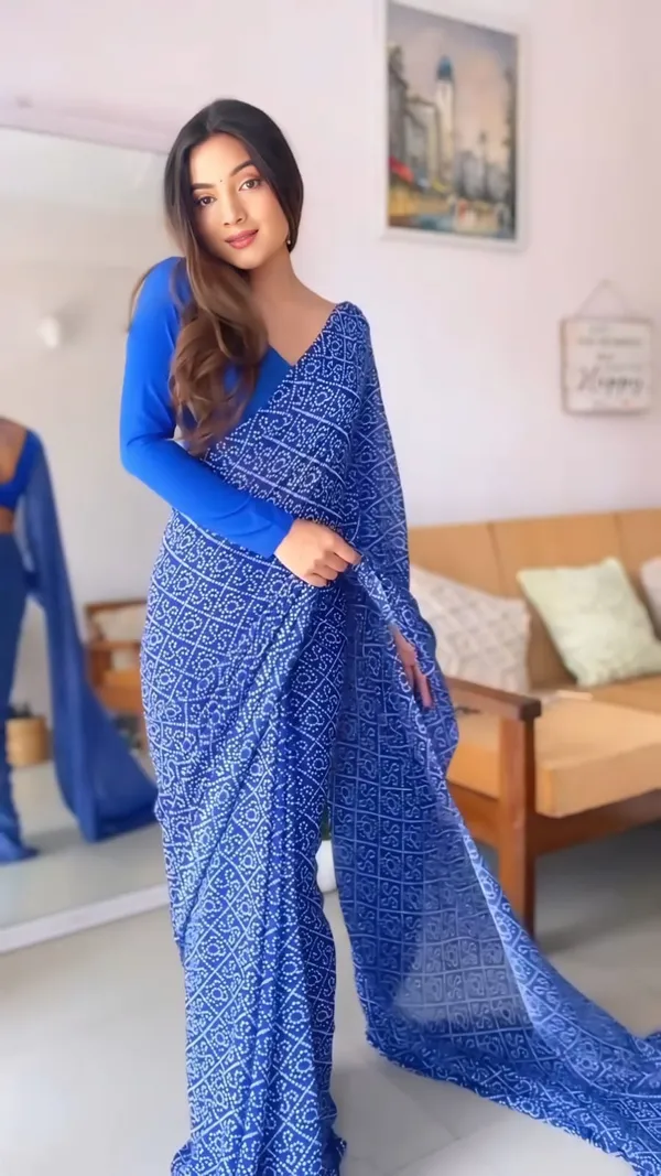 Blue_Elegant_Design_Georgette_Saree_For_Women