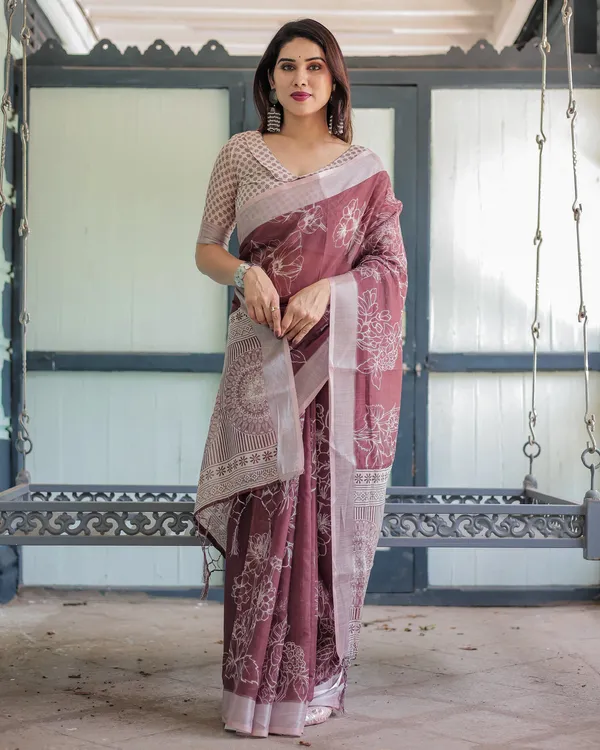 Pink_Elegant_Design_Embroidered_Georgette_Saree_For_Women