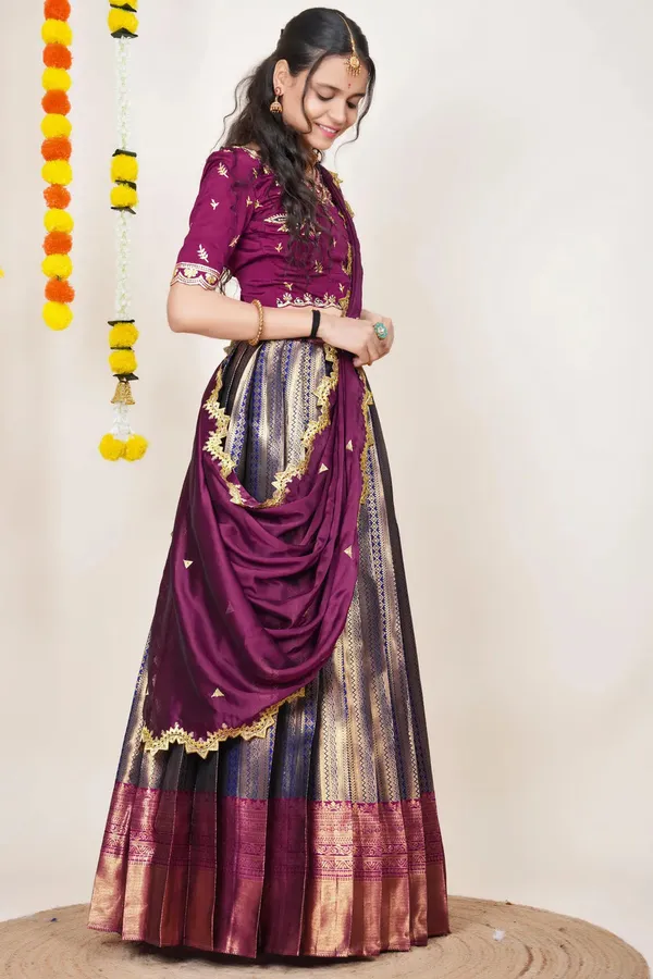 Purple_Elegant_Design_Embroidered_Silk_Blend_Half_Saree_With_Dupatta_For_Women