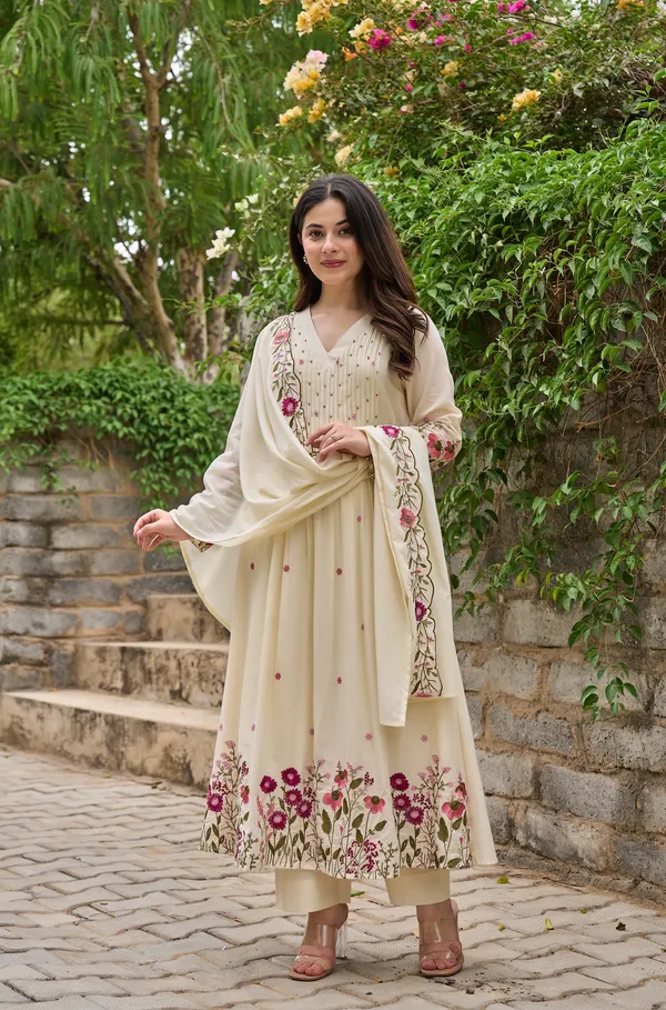 Cream_Elegant_Design_Embroidered_Georgette_Anarkali_Suit_Set_With_Dupatta_For_Women