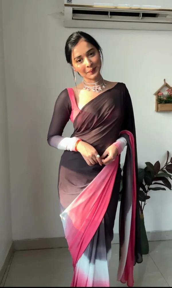 Pink_And_Black_Elegant_Design_Georgette_Saree_For_Women