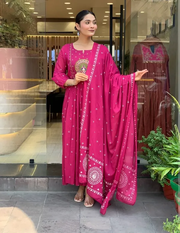 Pink_Elegant_Design_Embellished_Georgette_Anarkali_Suit_Set_With_Dupatta_For_Women