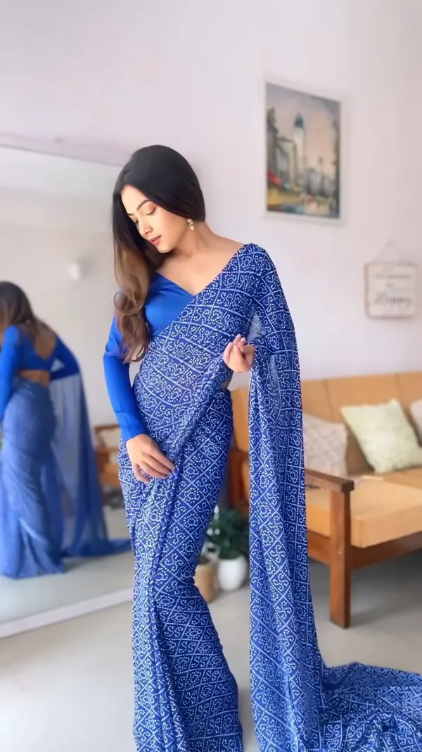 Blue_Elegant_Design_Georgette_Saree_For_Women