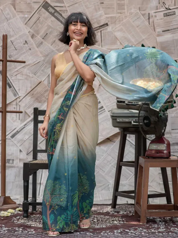 Cream_Blue_Elegant_Design_Chiffon_Saree_For_Women