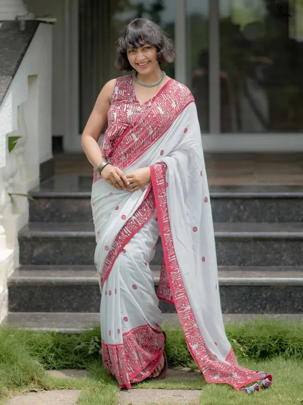 White_Elegant_Design_Cotton_Saree_For_Women