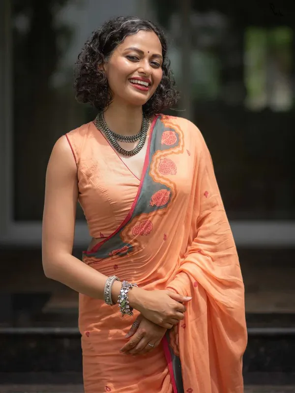 Peach_Elegant_Design_Embroidered_Organza_Saree_For_Women
