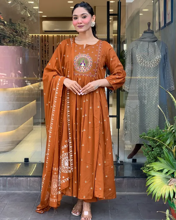 Orange_Elegant_Design_Embroidered_Georgette_Anarkali_Suit_Set_With_Dupatta_For_Women
