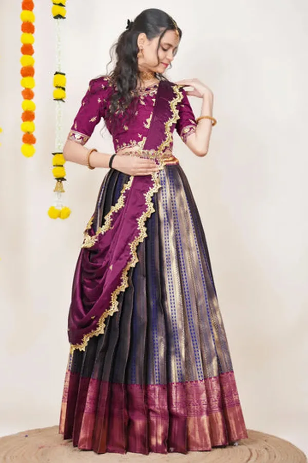 Purple_Elegant_Design_Embroidered_Silk_Blend_Half_Saree_With_Dupatta_For_Women