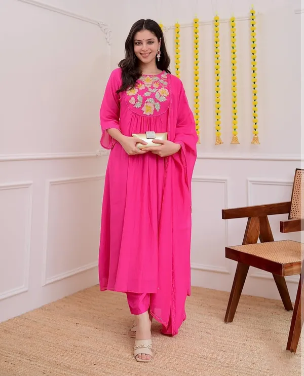 Pink_Elegant_Design_Embroidered_Georgette_Anarkali_Suit_Set_For_Women