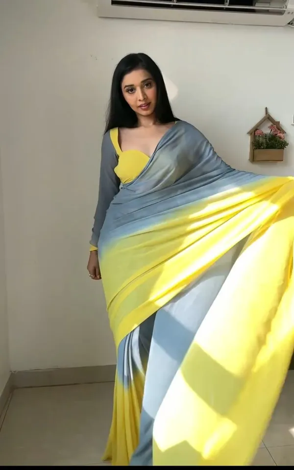 Blue_And_Yellow_Elegant_Design_Silk_Blend_Saree_For_Women
