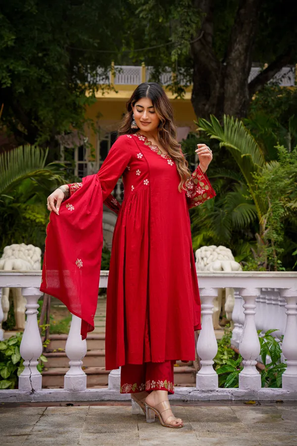 Red_Chanderi_Silk_Kurti_Pant_And_Dupatta_Set_For_Women