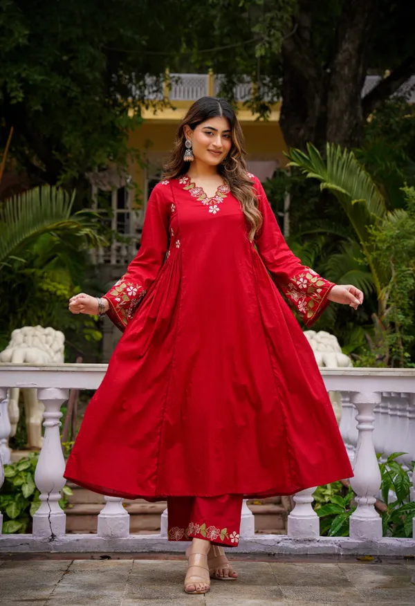 Red_Chanderi_Silk_Kurti_Pant_And_Dupatta_Set_For_Women