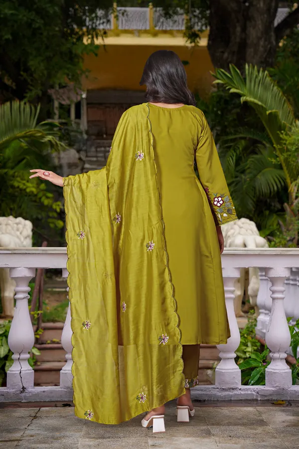 Yellow_Chanderi_Silk_Kurti_Pant_And_Dupatta_Set_For_Women