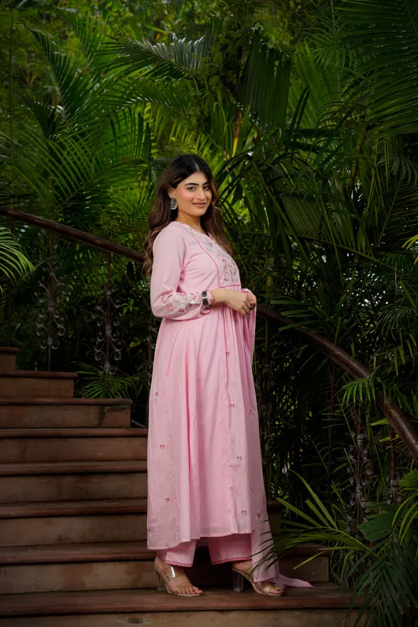 Pink_Chanderi_Silk_Kurti_Pant_And_Dupatta_Set_For_Women