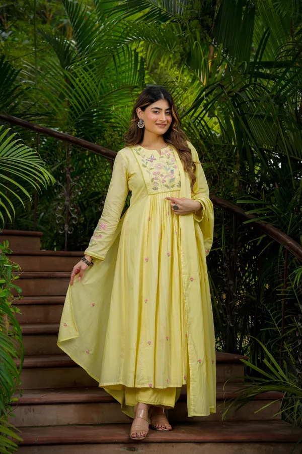 Yellow_Chanderi_Silk_Kurti_Pant_And_Dupatta_Set_For_Women