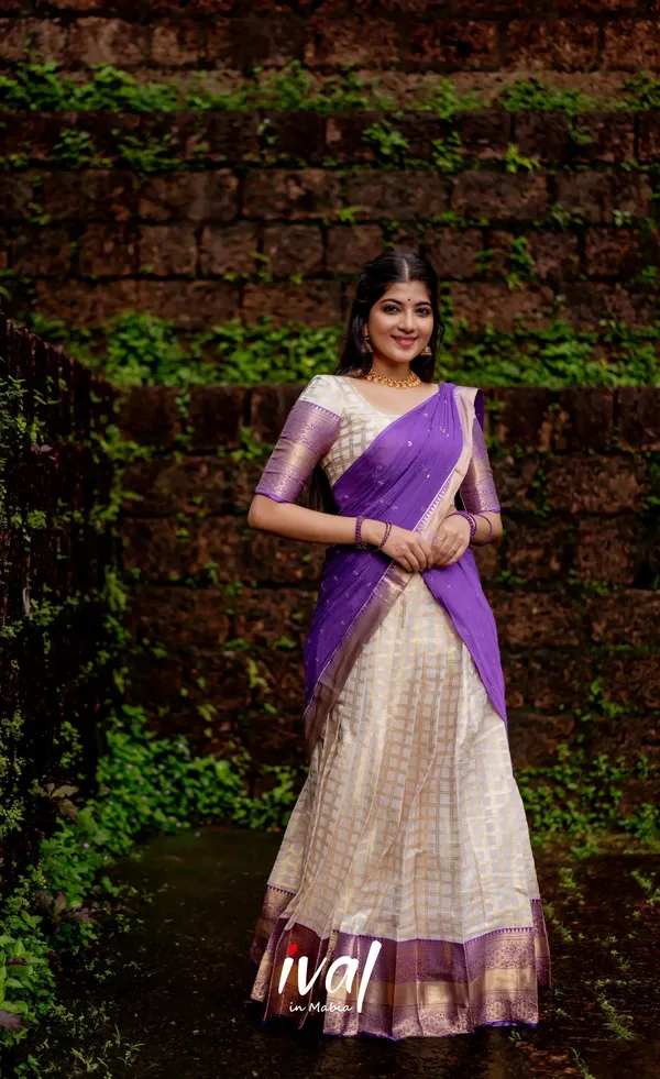 Purple_Elegant_Design_Silk_Blend_Half_Saree_With_Dupatta_For_Women