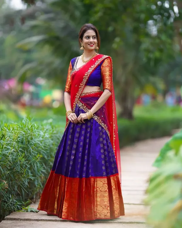 Red_And_Purple_Elegant_Design_Embellished_Silk_Half_Saree_For_Women