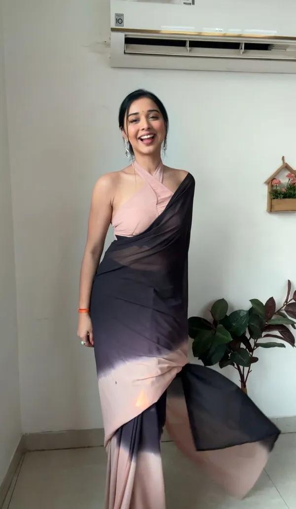 Pink_And_Black_Elegant_Design_Chiffon_Saree_For_Women