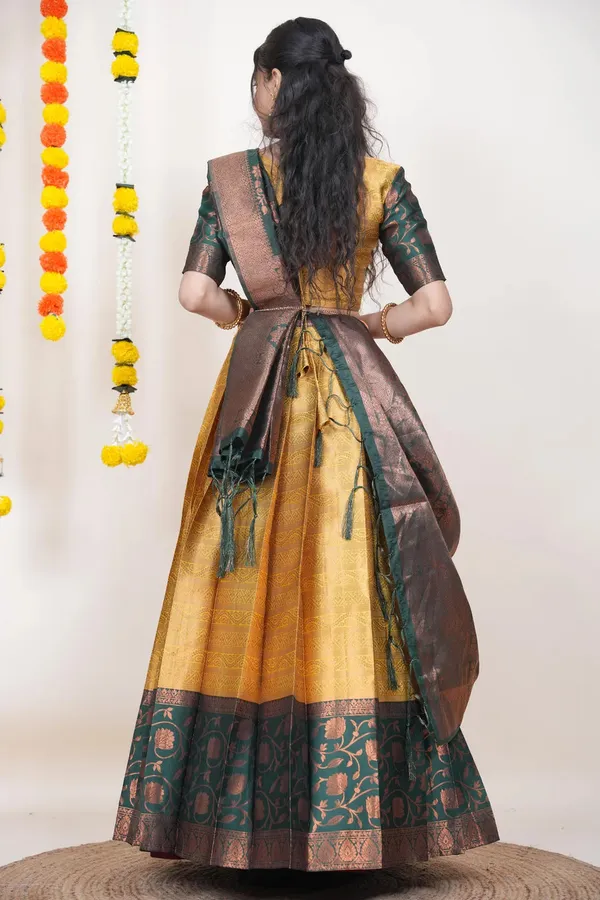 Multicolour_Elegant_Design_Banarasi_Silk_Half_Saree_For_Women