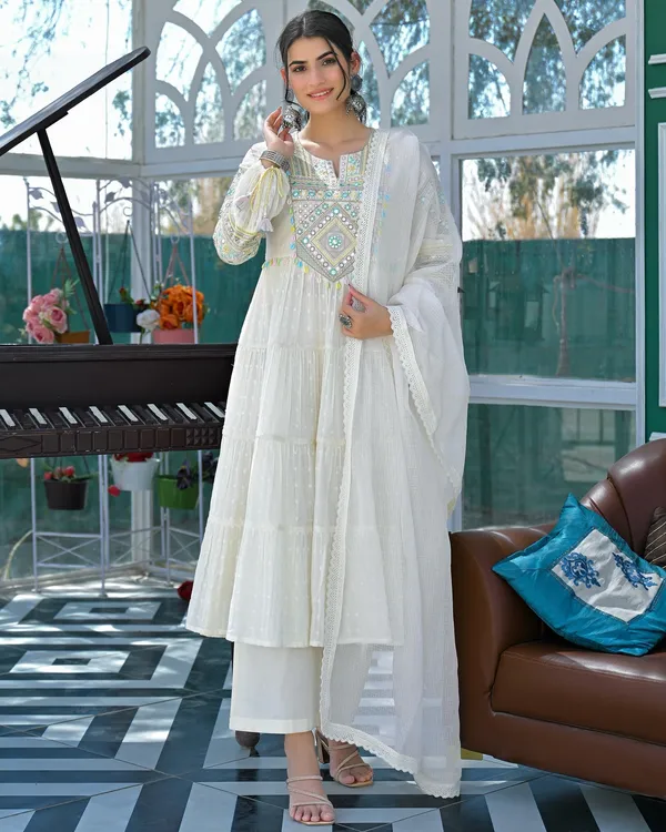 White_Elegant_Design_Embroidered_Georgette_Anarkali_Suit_Set_With_Dupatta_For_Women