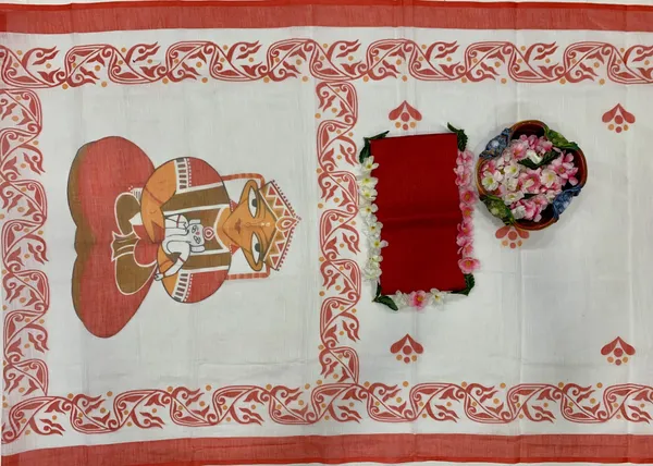 Red_And_White_Elegant_Design_Cotton_Saree_For_Women