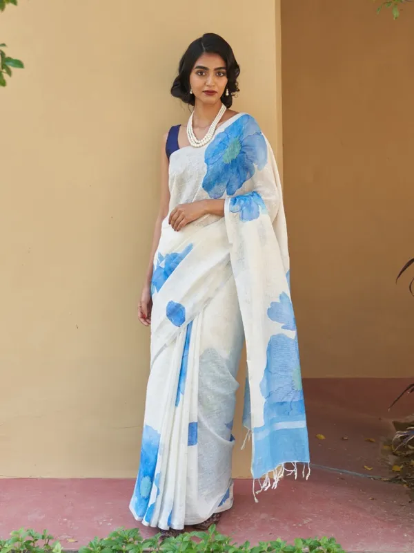 Blue_Elegant_Design_Linen_Saree_For_Women