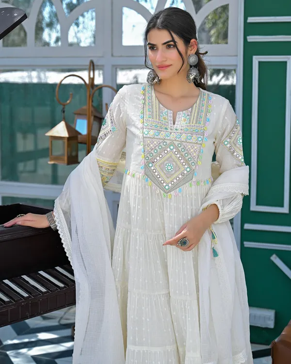 White_Elegant_Design_Embroidered_Georgette_Anarkali_Suit_Set_With_Dupatta_For_Women