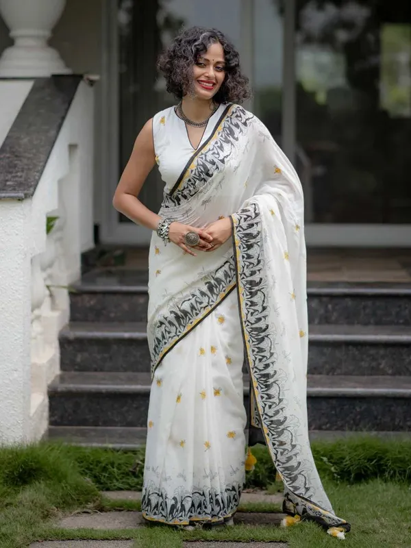 White_Elegant_Design_Linen_Saree_For_Women