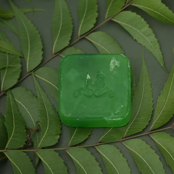 Pack_Of_4_Luxury_Handmade_Natural_Soap_(Neem)_|_Sulphate_&_Paraben_Free_|_Herbal_Bathing_Bar_Gift_Set_For_All_Skin_Types