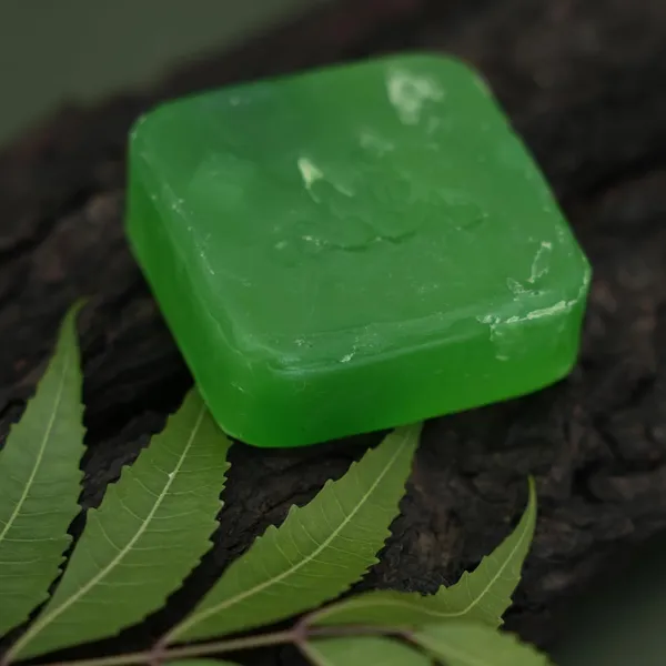 Pack_Of_3_Green_Luxury_Handmade_Natural_Soap___Neem_Soaps_|_Sulphate_&_Paraben_Free_|_Herbal_Bathing_Bar_Gift_Set_For_All_Skin_Types