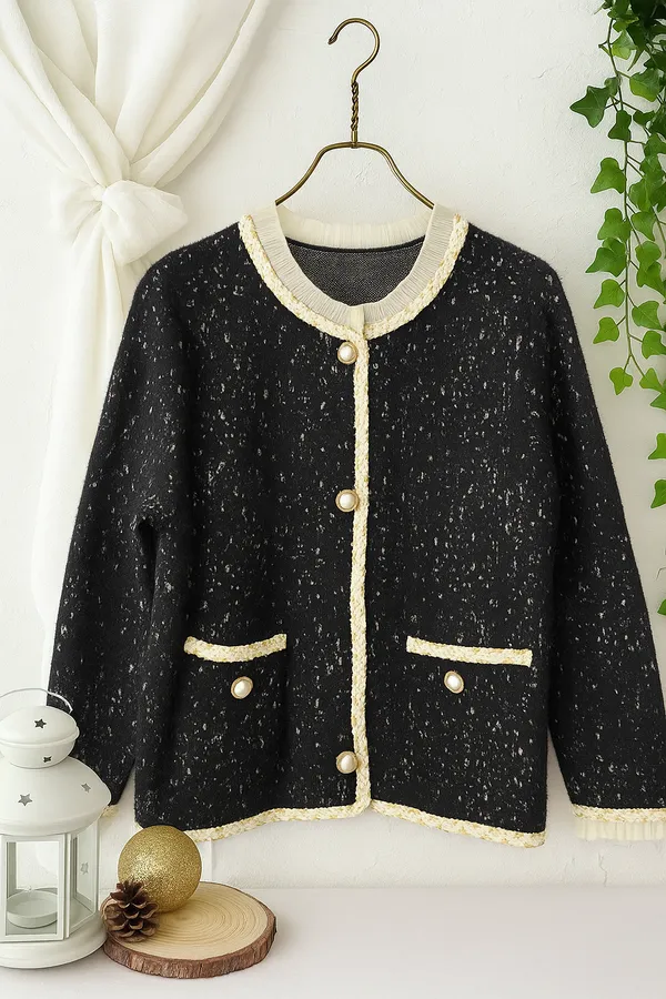 Black_Woollen_Short_Jacket_For_Women
