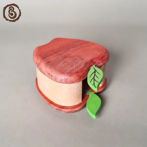 Wooden_Apple_Pen_Holder