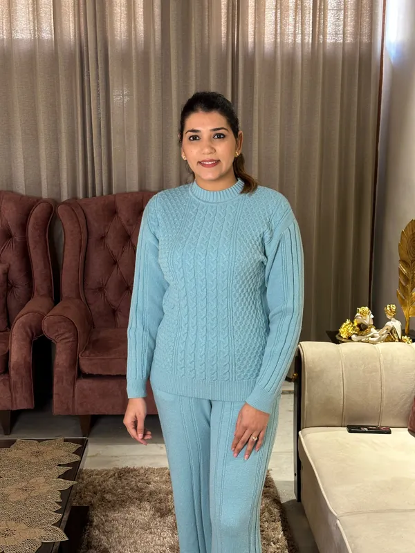 Blue_Elegant_Design_Woollen_Cotton_Co-Ord_Set_For_Women