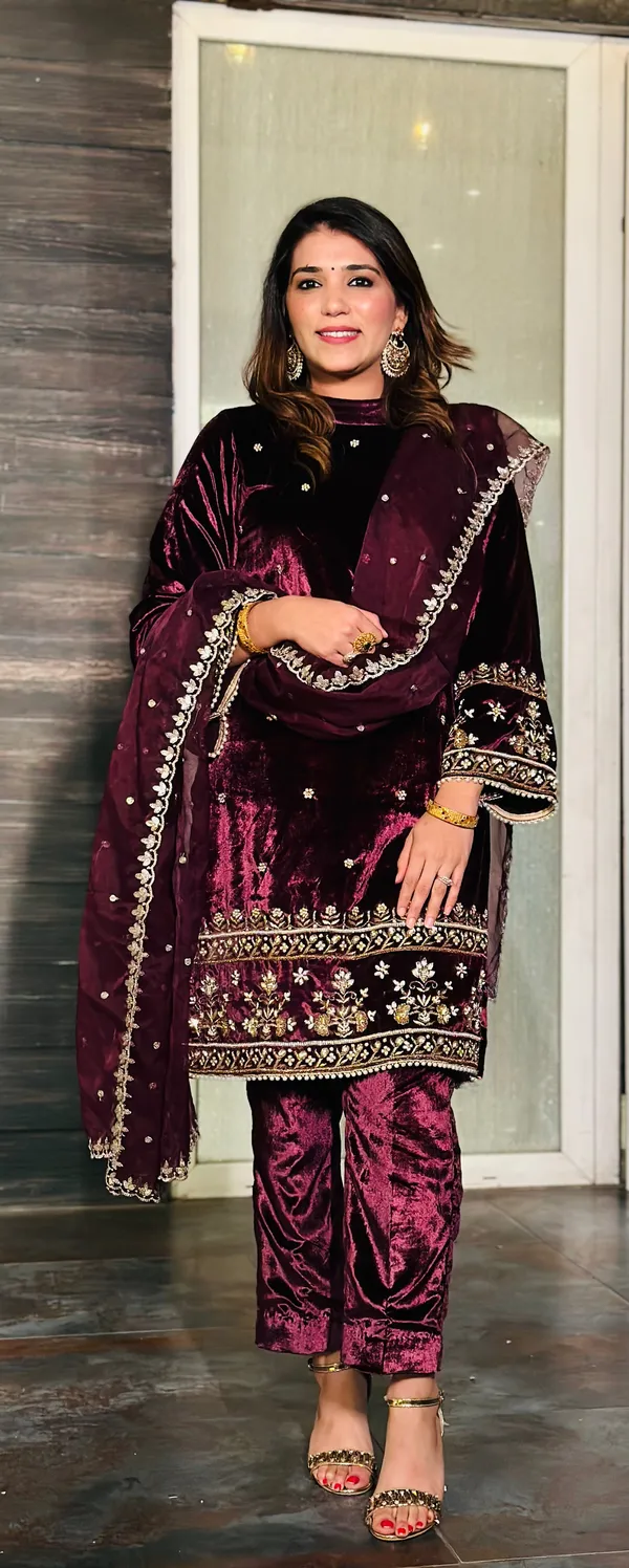 Blank_Elegant_Design_Velvet_Elegance_Cotton_Dress_For_Women