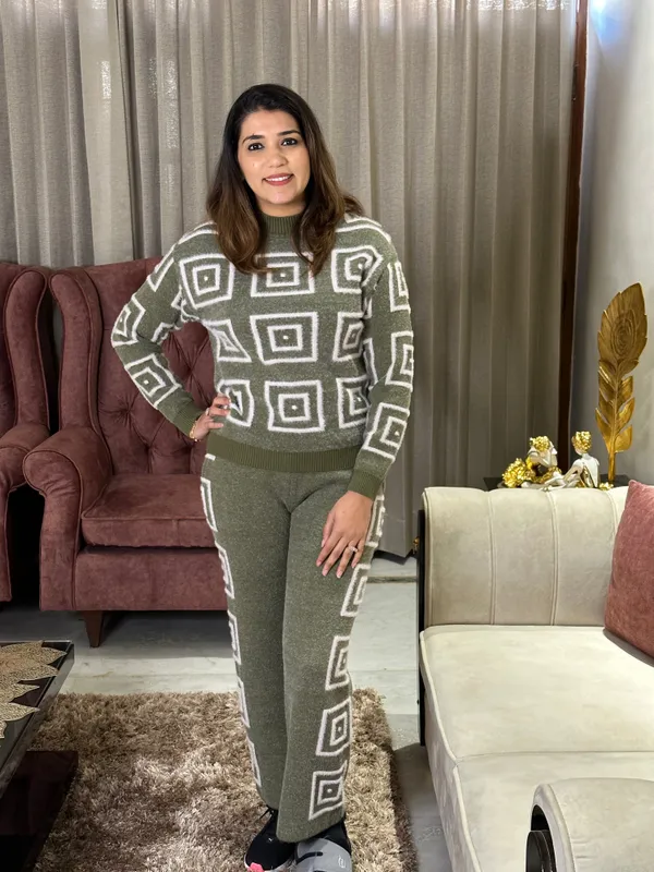Green_Elegant_Design_Woolen_Cotton_Co-Ord_Set_For_Women