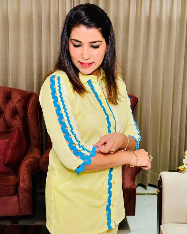 Yellow_Elegant_Design_Linen_Co-Ord_Set_For_Women