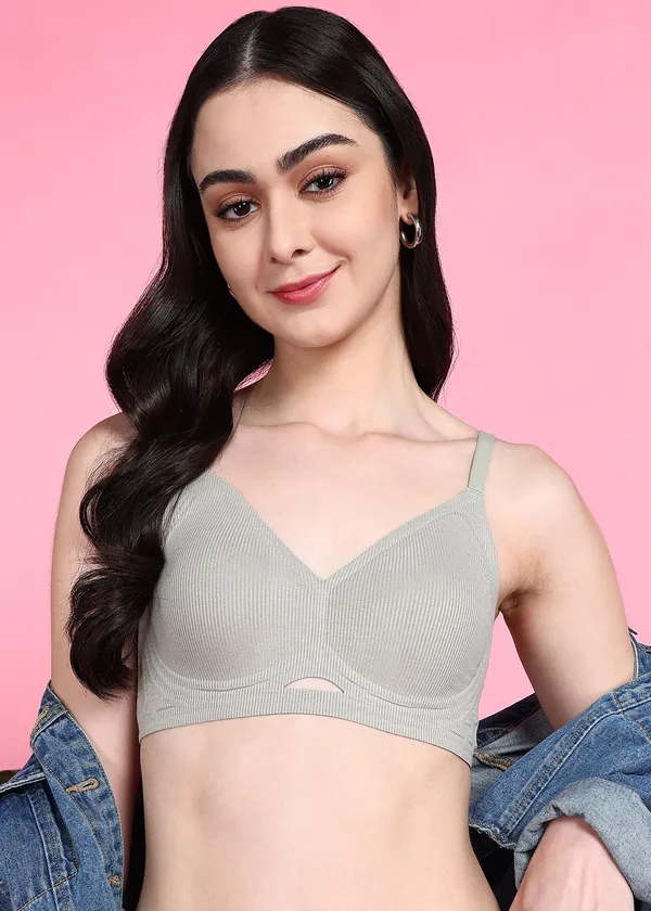 Dull_Green_Nylon,_Polyester,_Cotton_Wirefree_Regular_Full_Coverage_Sports_Bra_For_Women
