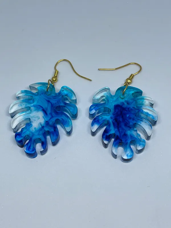 Blue_Resin_Leaf_Design_Earrings