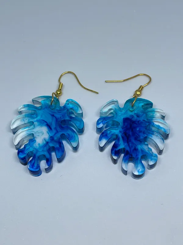 Blue_Resin_Leaf_Design_Earrings