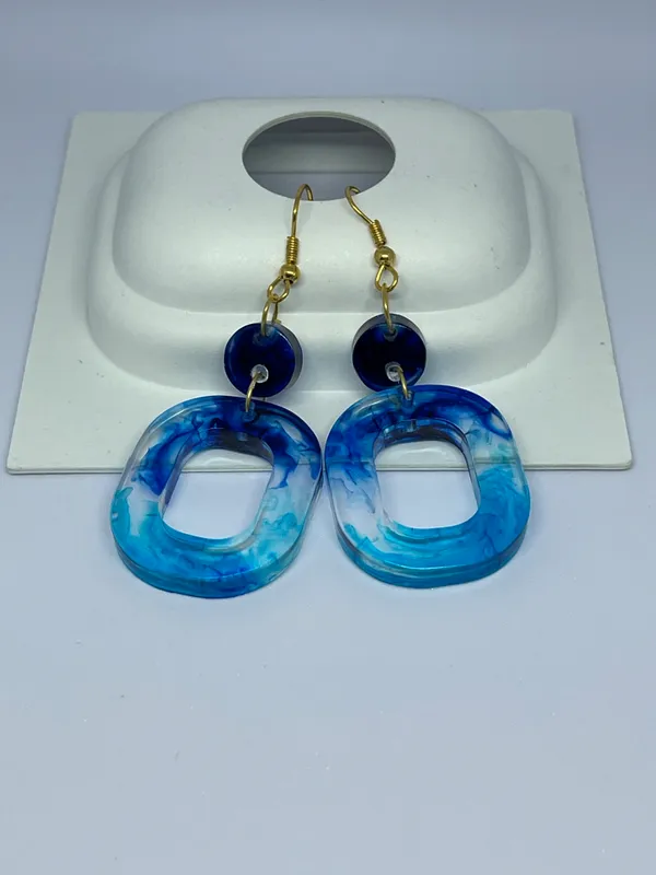Blue_Resin_Drop_Circle_Earrings