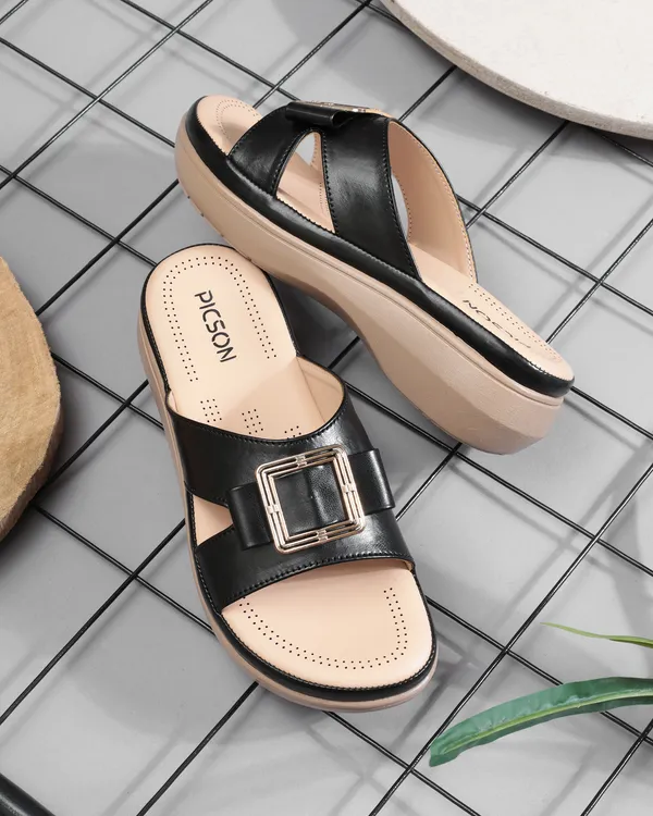 PICSON_Comfortable_Slide_Sandal_|_Gold_Buckle_Detail_with_Extra_Soft_Cushioning