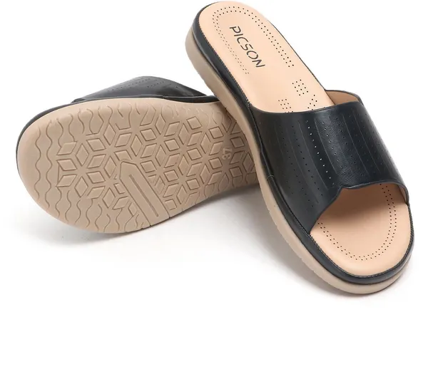 Black_Synthetic_Leather_Premium_Slide_Sandal_For_Women