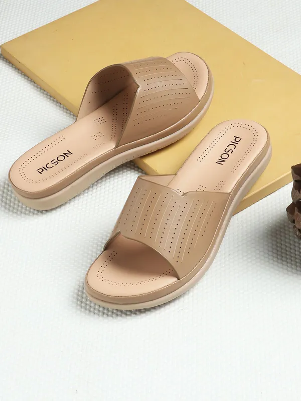 Beige_Synthetic_Leather_Premium_Slide_Sandal_For_Women