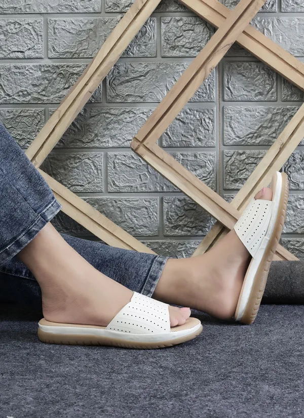 White_Synthetic_Leather_Premium_Slide_Sandal_For_Women